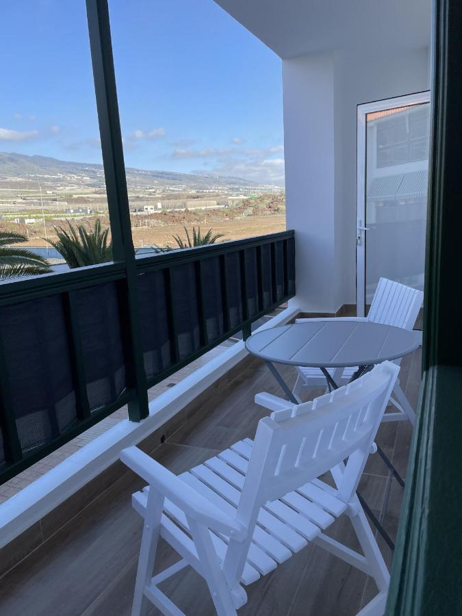 Alcala By The Beach With Amazing Teide View Apartment Bagian luar foto
